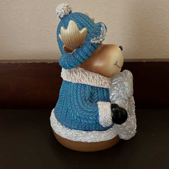 Vtg Lighted Glitter Reindeer Holding Sparkly Wreath w/Blue Hat & Coat - Picture 8 of 9